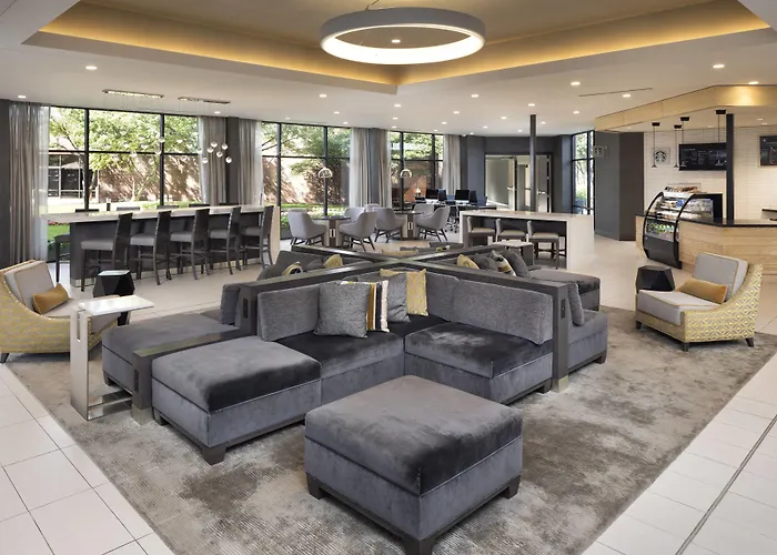 Delta Hotels By Marriott Minneapolis Northeast