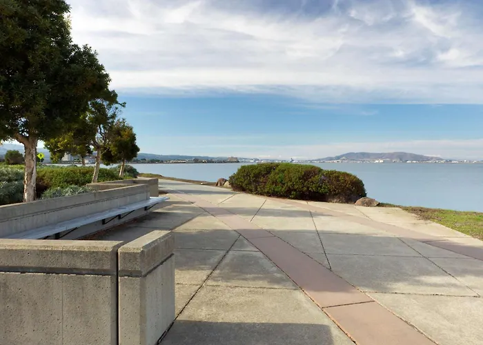 Doubletree By Hilton San Francisco Airport