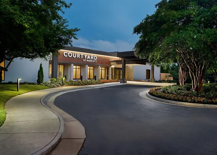 Courtyard By Marriott