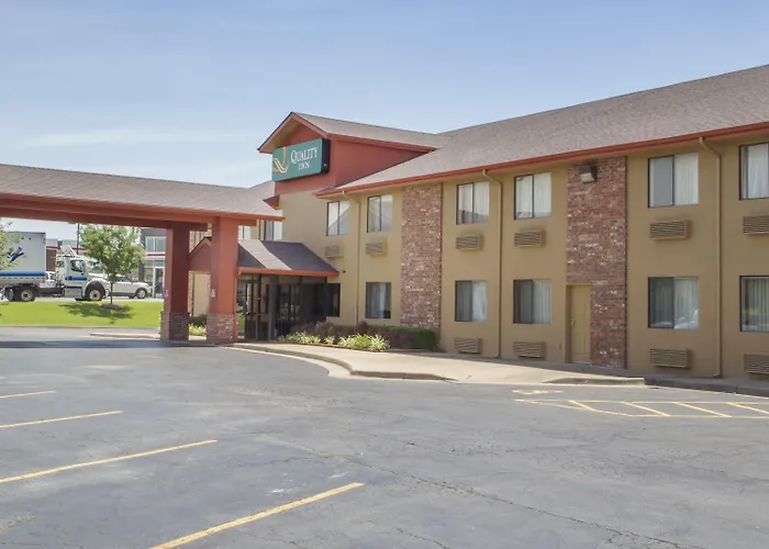 Quality Inn Broken Arrow - Tulsa