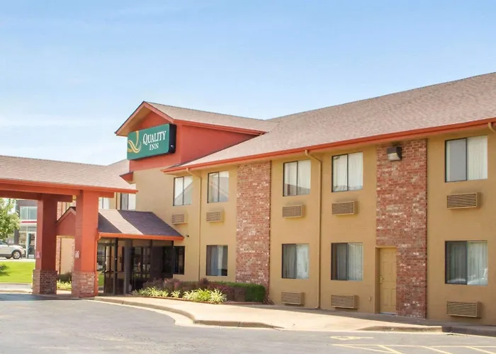 Quality Inn Broken Arrow - Tulsa