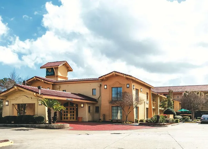 La Quinta Inn By Wyndham New Orleans West Bank / Gretna