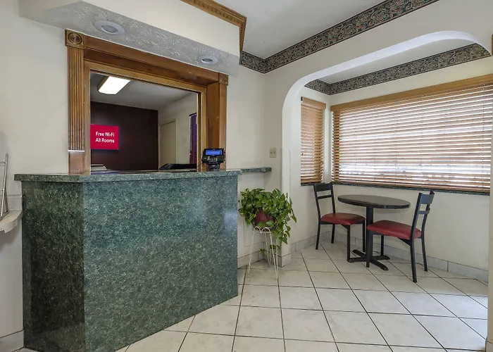 Red Roof Inn