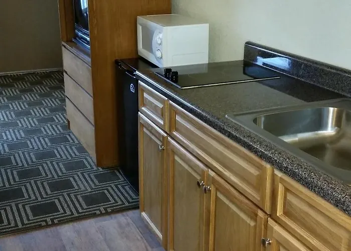 Americourt Extended Stays