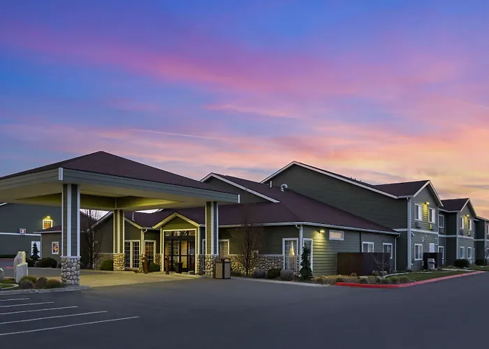 Best Western Plus The Inn At Horse Heaven