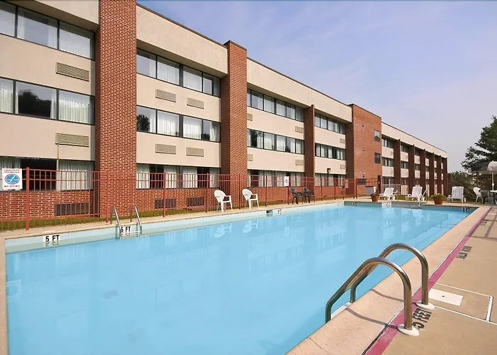 Best Western Plus Reading Inn & Suites