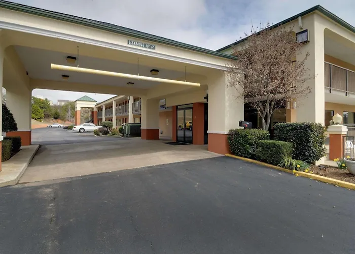 Quality Inn & Suites Clarksville