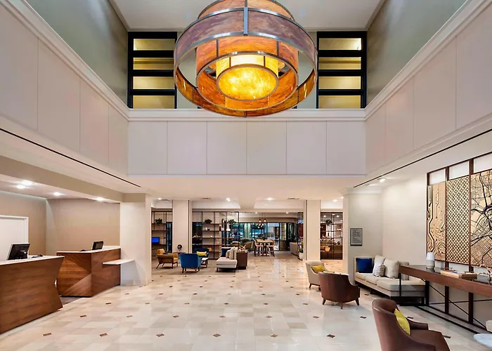 Sheraton Suites Market Center