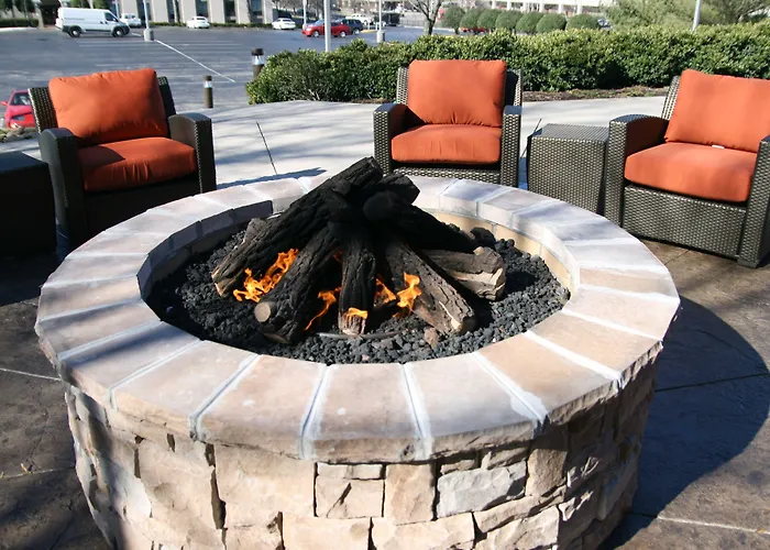 Hampton Inn -West At Cedar Bluff