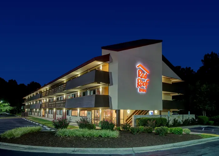 Red Roof Inn - Unc