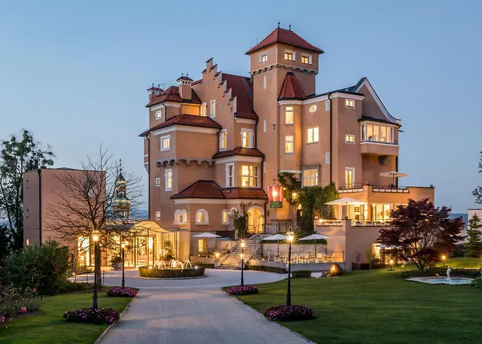 Hotel Schloss Mönchstein