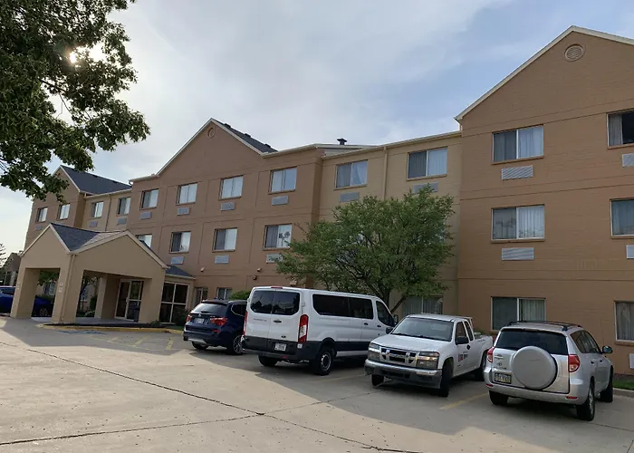 Clarion Pointe Fairborn Near Wright Patterson Afb