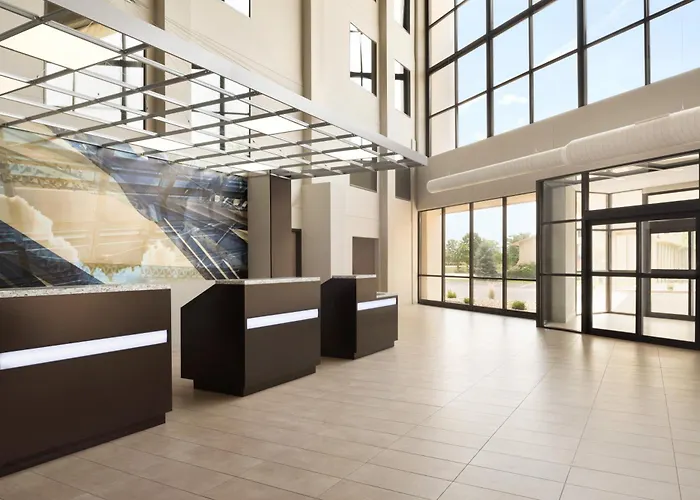 Holiday Inn - Bloomington - Normal By Ihg