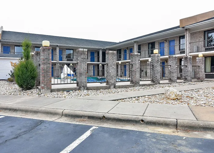 Motel 6-Kenly, Nc