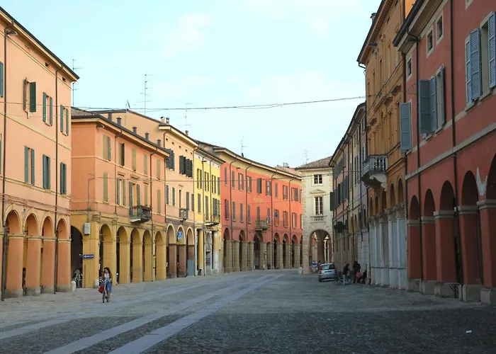 Phi Hotel Dei Medaglioni Correggio