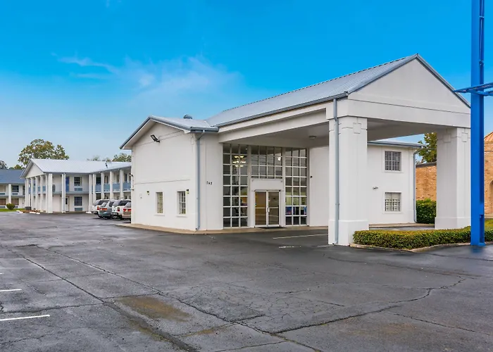 Motel 6-, La - South