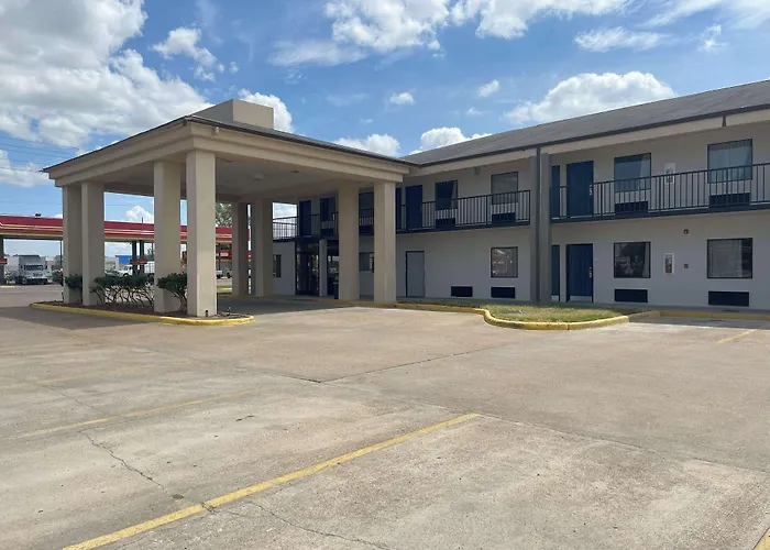 Motel 6 Cleveland, Ms - Delta State University