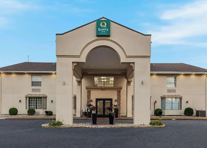 Quality Inn Saint Louis Airport