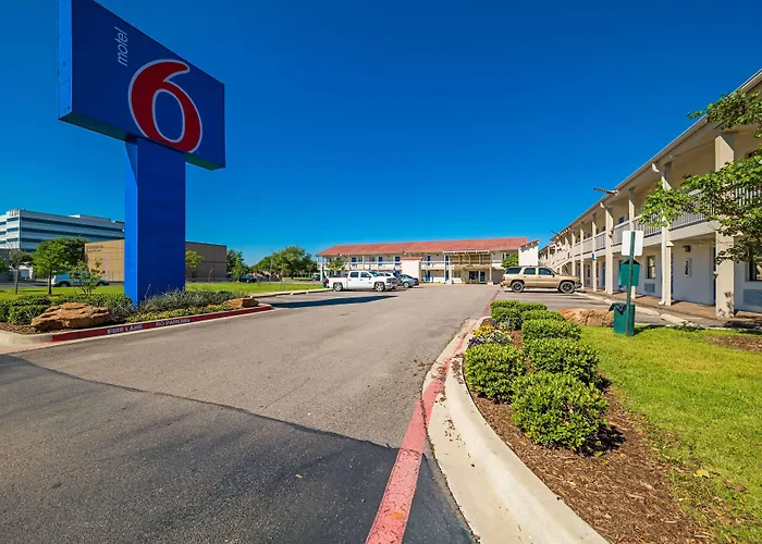 Motel 6-Dallas, Tx - Farmers Branch