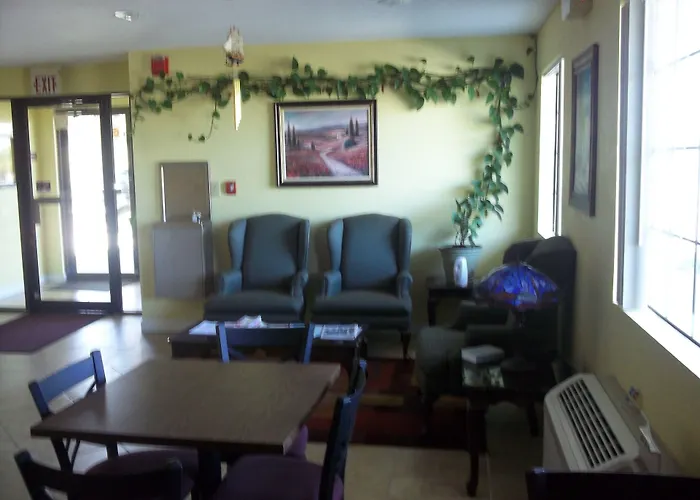 Lakeside Inn