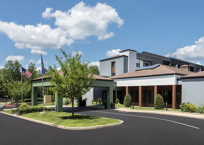 Courtyard By Marriott Norwalk