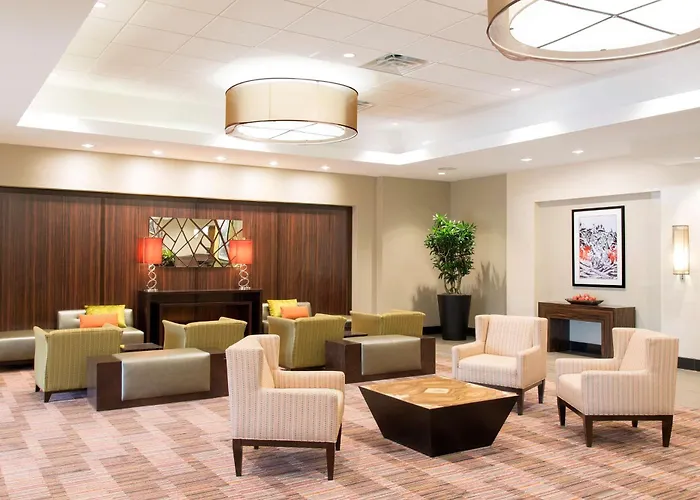 Doubletree By Hilton Hotel Grand Rapids Airport