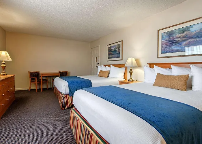 Trailside Inn