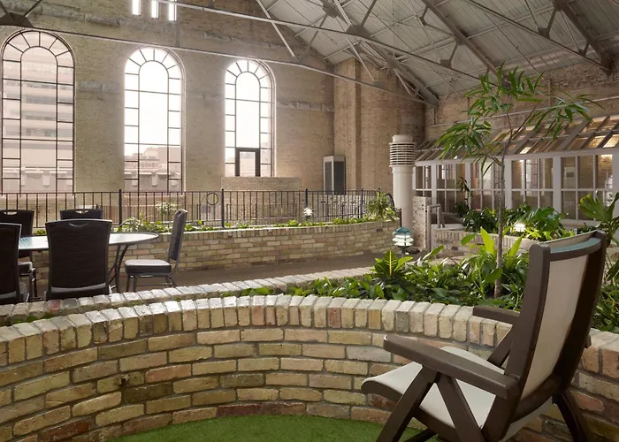 Delta Hotels By Marriott London Armouries