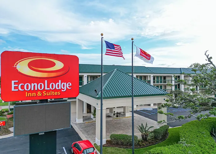 Econo Lodge Inn & Suites -North Gulf Shores