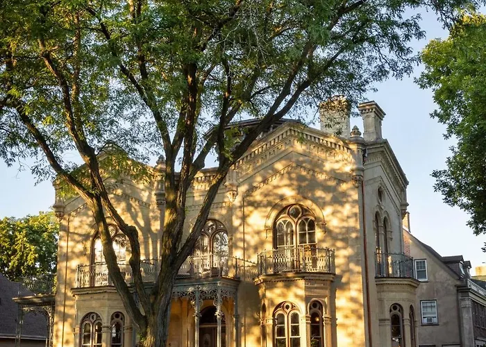 Mansion Hill Inn