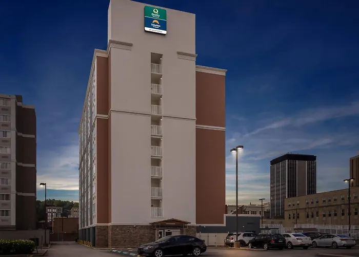 Quality Inn & Suites Charleston - Civic Center