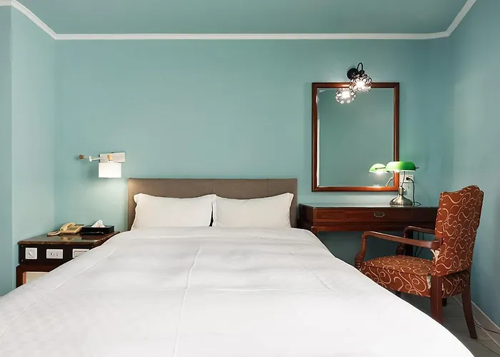 Moonlight Hotel