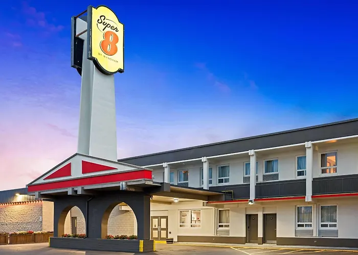 Super 8 By Wyndham Thunder Bay