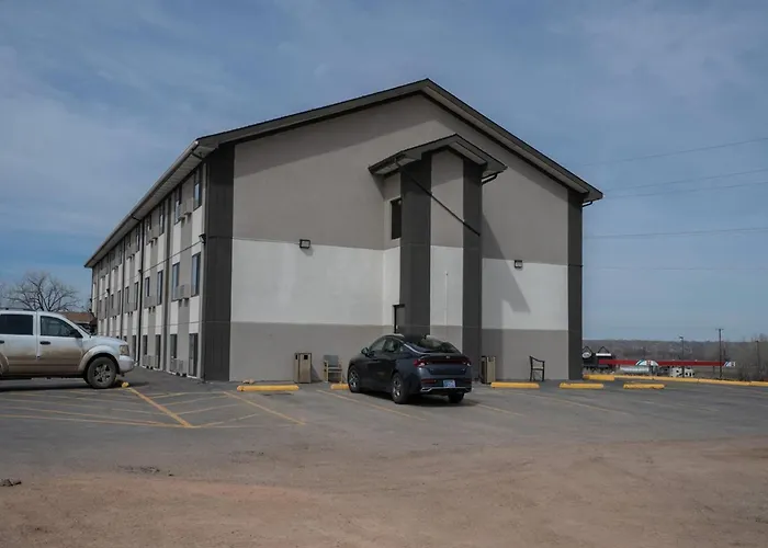 Super 8 By Wyndham Miles City