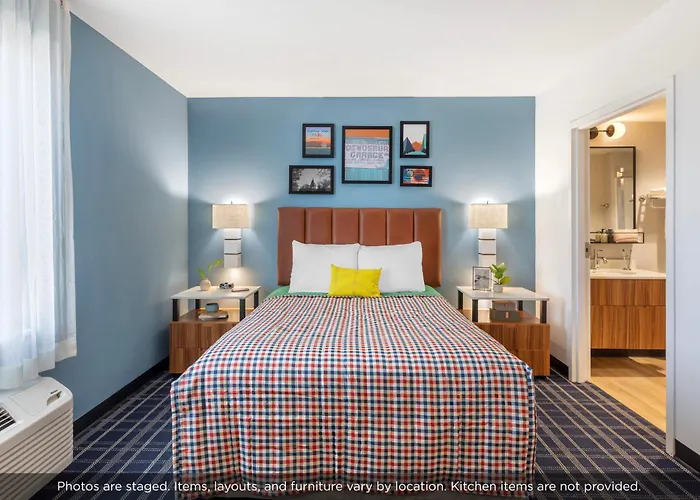 Uptown Suites Extended Stay Denver Co -Westminster