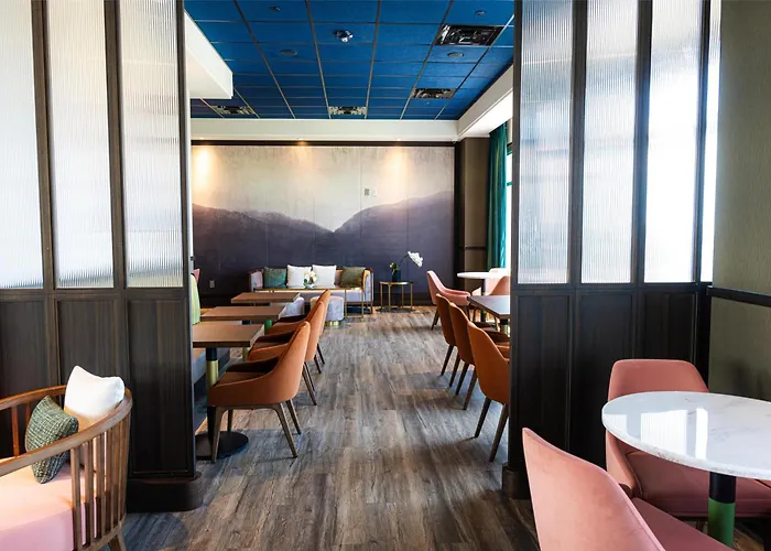 Blossom Houston, Curio Collection By Hilton