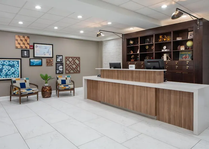 Four Points By Sheraton Alexandria