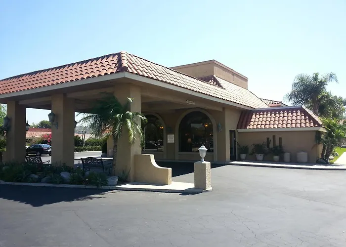 Motel 6 - Hills, Ca
