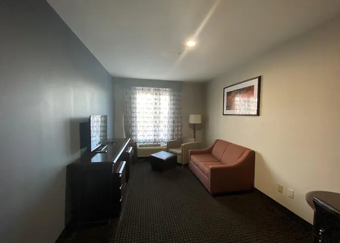 Baymont By Wyndham Colorado Springs