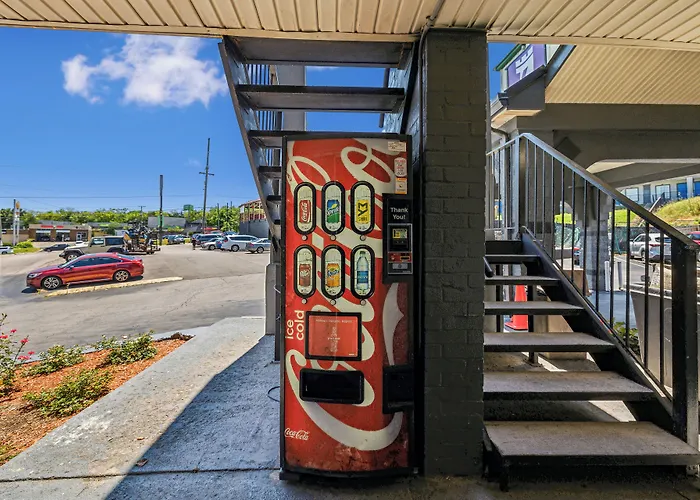 Knights Inn Antioch