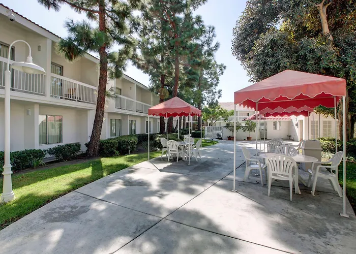 Motel 6-Santa Ana, Ca - Irvine - Orange County Airport