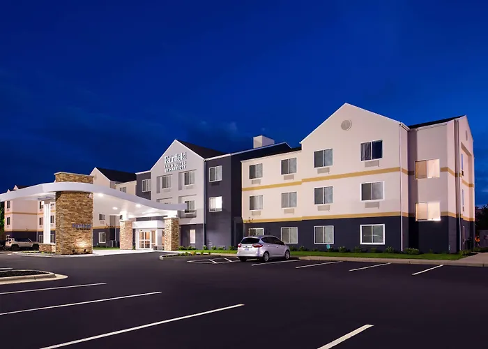 Fairfield Inn And Suites