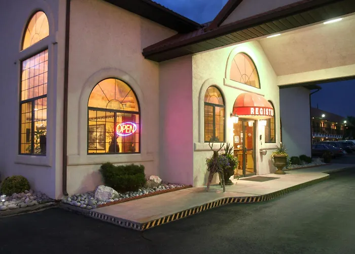 Gateway Inn And Suites
