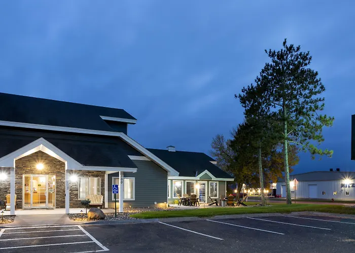Grandstay Hotel & Suites