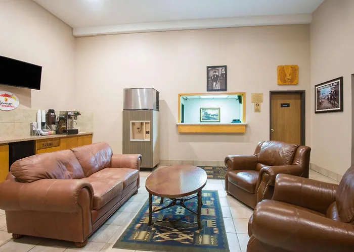 Super 8 By Wyndham Abilene Ks