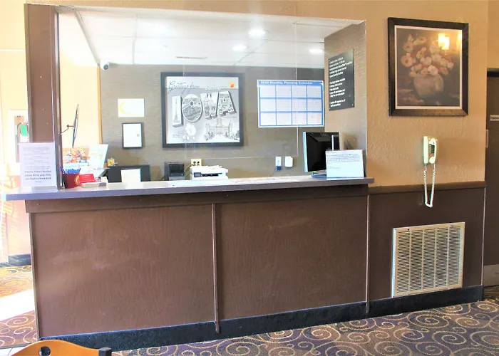 Super 8 By Wyndham Burlington