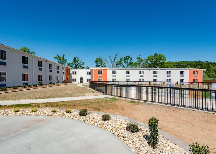 Motel 6-White, Ga - Cartersville
