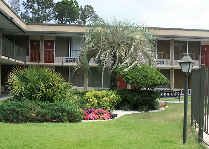 Quality Inn Americus