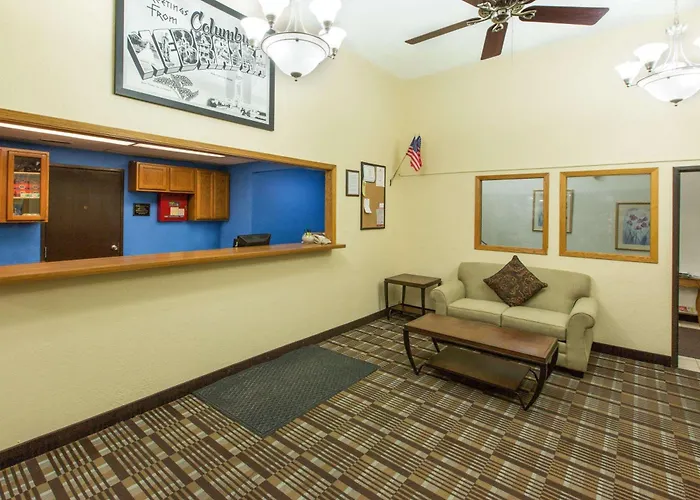 Super 8 By Wyndham Columbus