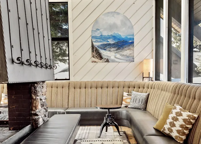 The Sierra Nevada Resort & Spa Mammoth Lakes